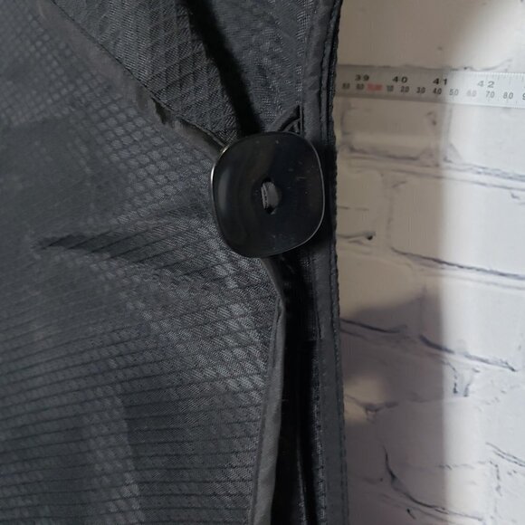 Mycra Pak Life Black Mesh Packable Foldable Mesh Jacket Coat Travel - Picture 4 of 12